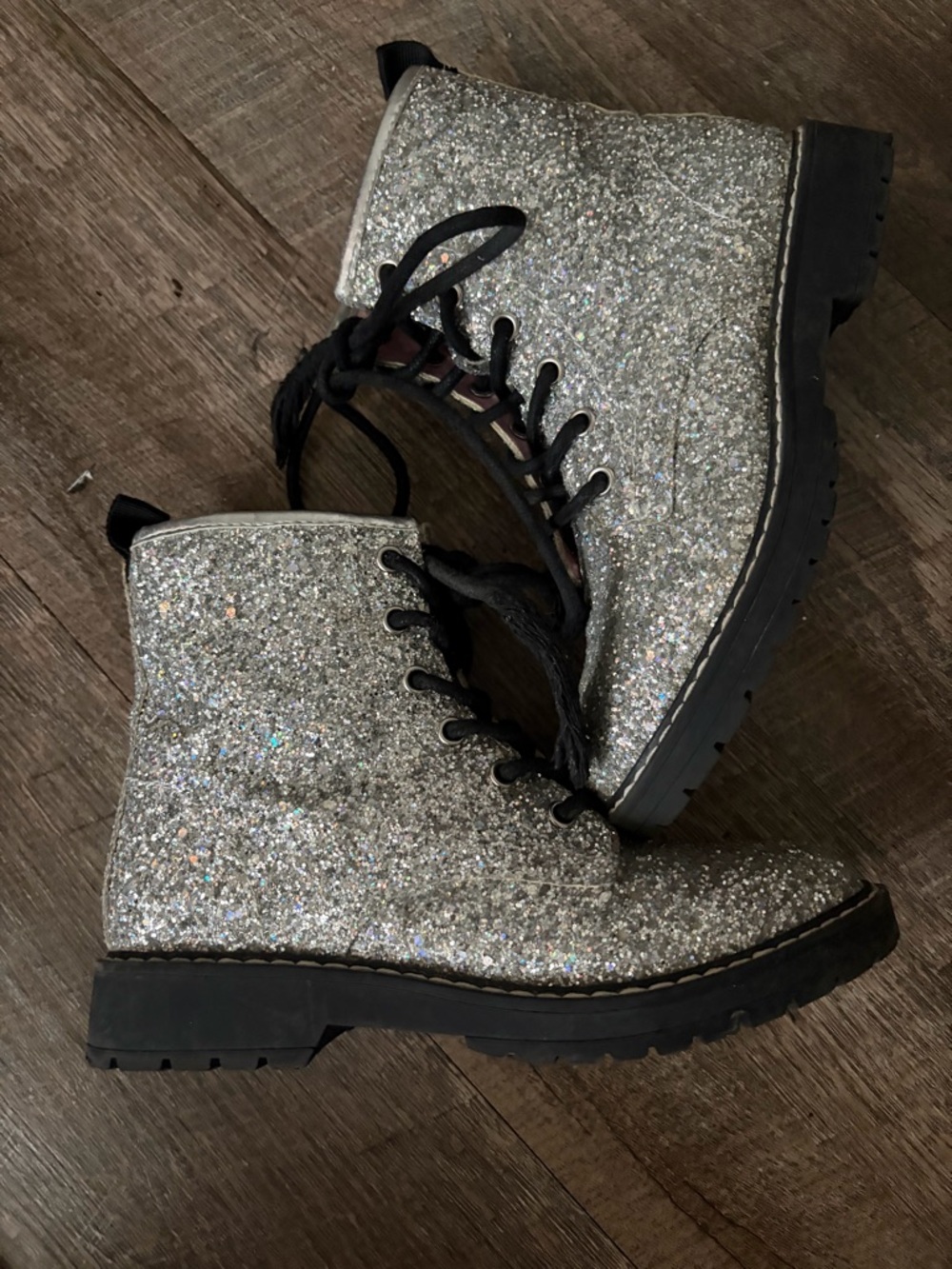 Steve Madden Girls Silver Glitter Lace-Up Combat Boots - Picture 3 of 11